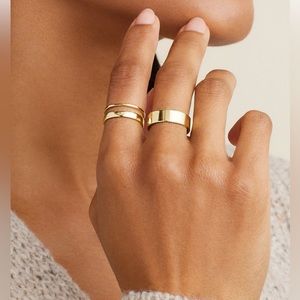 Gorjana Rose Ring Set